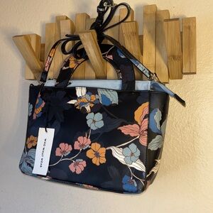 NWT Who What Wear Floral Print Purse With Zip And Removable Adjustable Strap. 1